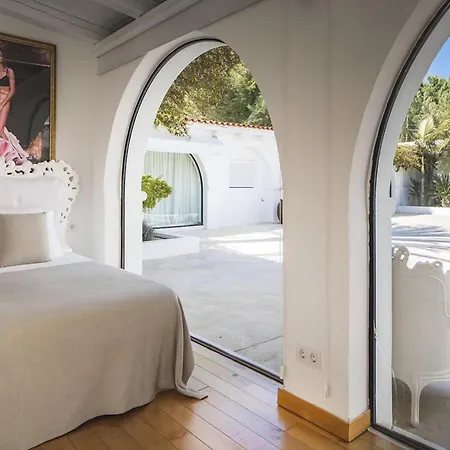 Impressive With Views * Sant Carles de Peralta